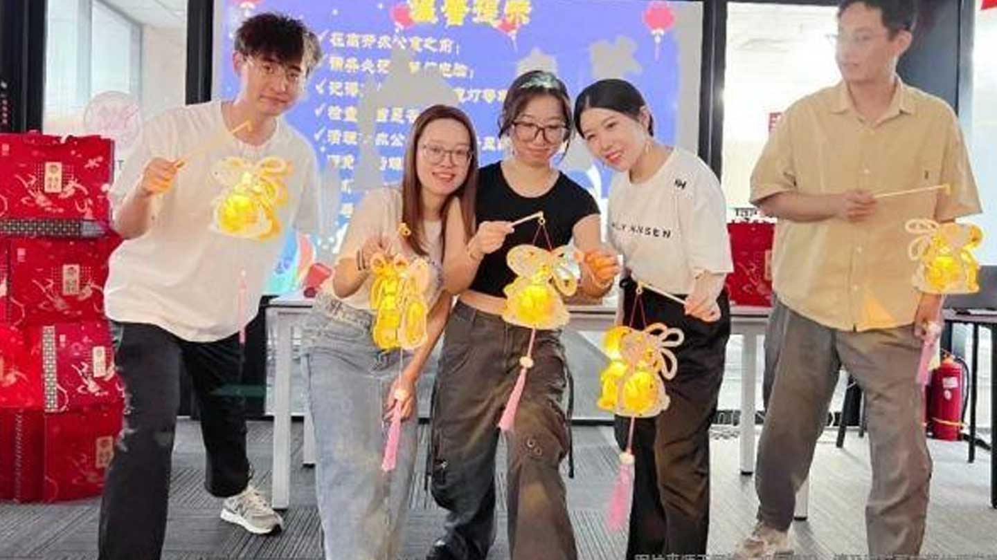 沉浸式感受托普仕留學(xué)2024中秋主題活動吧~ 