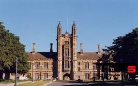 杜克大學