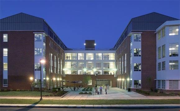 美國肯塔基大學(xué)屬于幾流大學(xué),肯塔基大學(xué).jpg