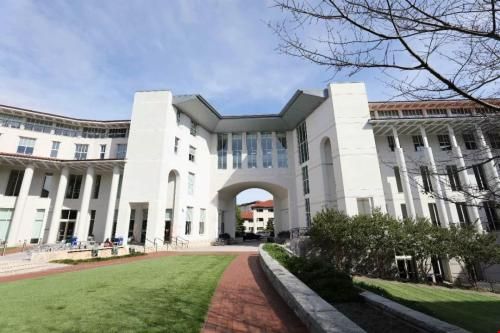 申請埃默里大學經濟學專業(yè)需要滿足哪些條件