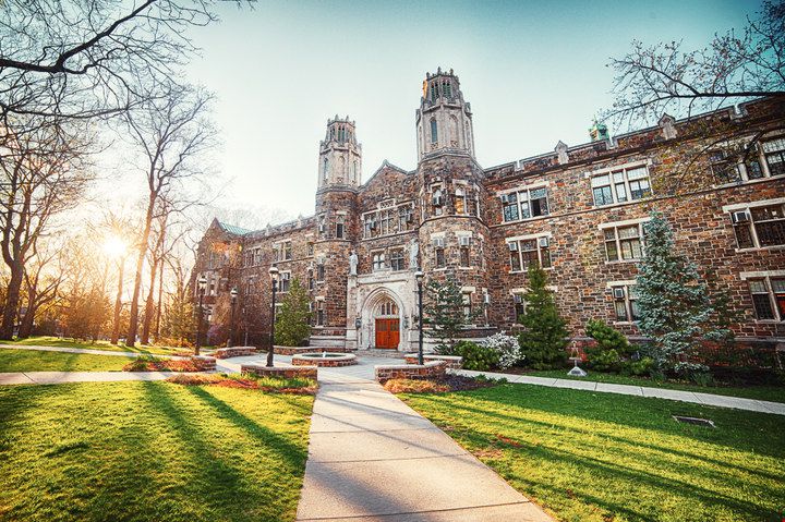 里海大學(xué).jpg