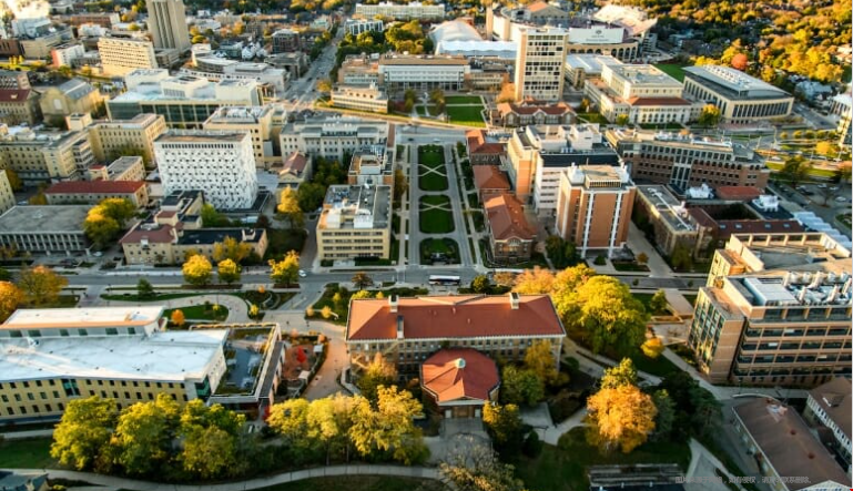 UM-Madison大學(xué)本科學(xué)院.png