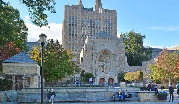 耶魯大學(xué)QS世界排名.png
