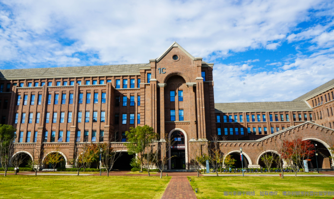 UIUC商學院好申請嗎