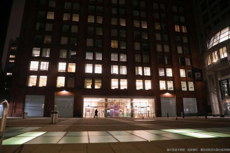 紐約大學(xué)夜景.jpg